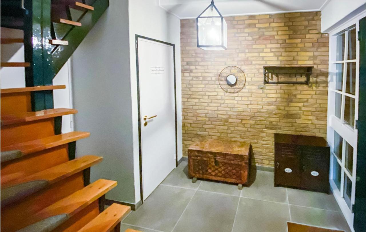 Cozy Apartment In Zoutelande With Wifi Bagian luar foto