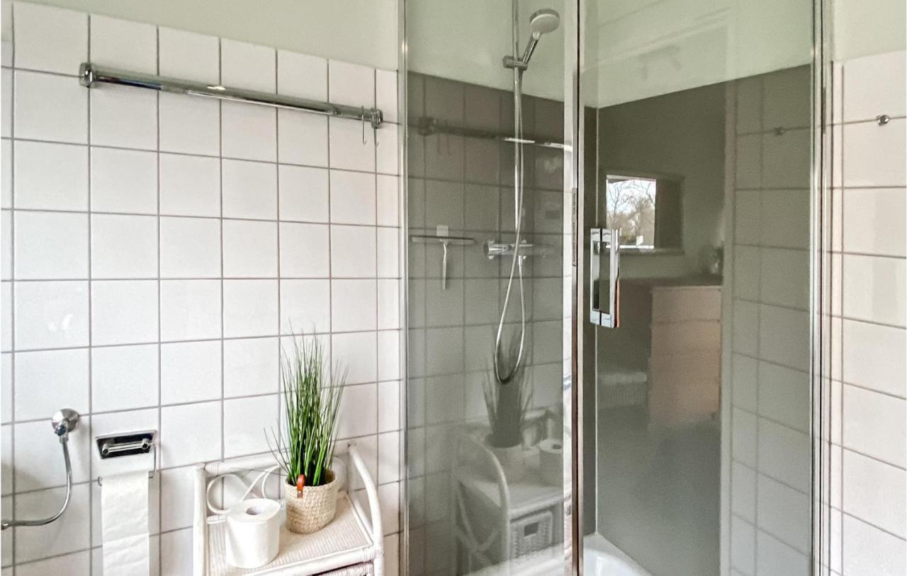 Cozy Apartment In Zoutelande With Wifi Bagian luar foto